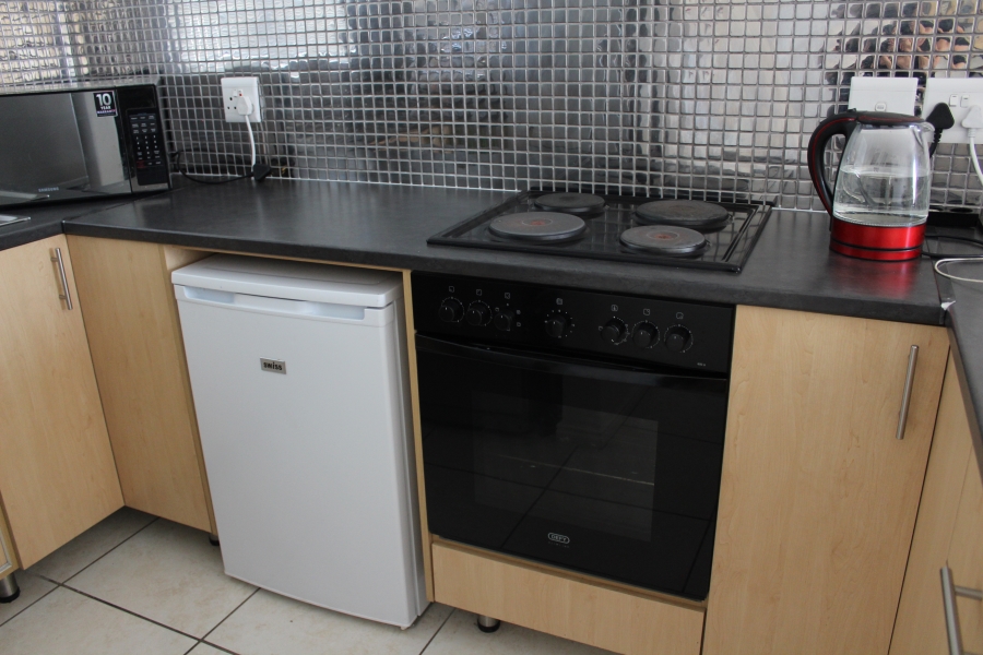 2 Bedroom Property for Sale in Olifantskop Western Cape